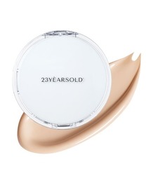 23years old（トゥエンティスリーイヤーズオールド）の「ダーマシンハートリーフクッション（ファンデーション）」