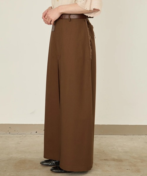 I'm here:(アイムヒアー)の「【i'm here :】" TUBE " PANTS(スラックス・メンズ・ネイビー/ブラック/ブラウン・L/M)」の3枚目の写真
