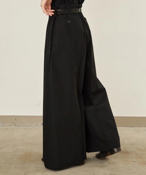 I'm here:(アイムヒアー)の「【i'm here :】" TUBE " PANTS(スラックス・メンズ・ネイビー/ブラック/ブラウン・L/M)」の8枚目の写真
