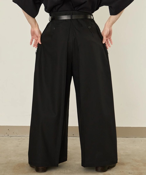 I'm here:(アイムヒアー)の「【i'm here :】" TUBE " PANTS(スラックス・メンズ・ネイビー/ブラック/ブラウン・L/M)」の11枚目の写真