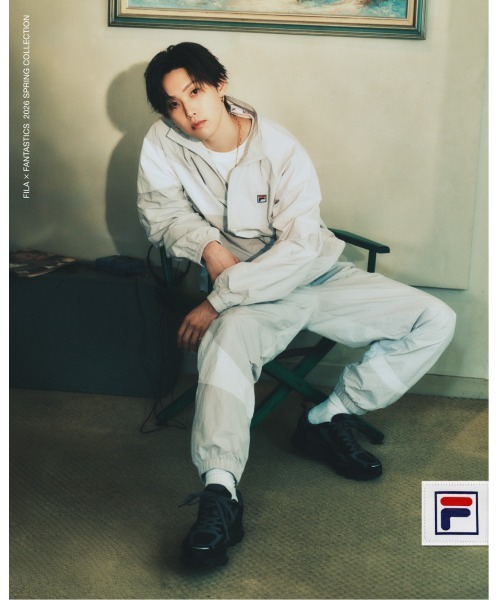 FILA(フィラ)の「TRACK JACKET(ナイロンジャケット・メンズ・ネイビー/アイボリー/ライトグレー・XL/L/M/S)」の7枚目の写真