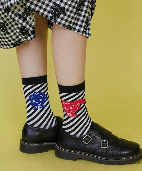 FRAPBOIS（フラボア）の「OSAMU GOODS ストライプソックス（ソックス/靴下・レディース・ブラック/ブルー/レッド・FREE）」の15枚目の写真
