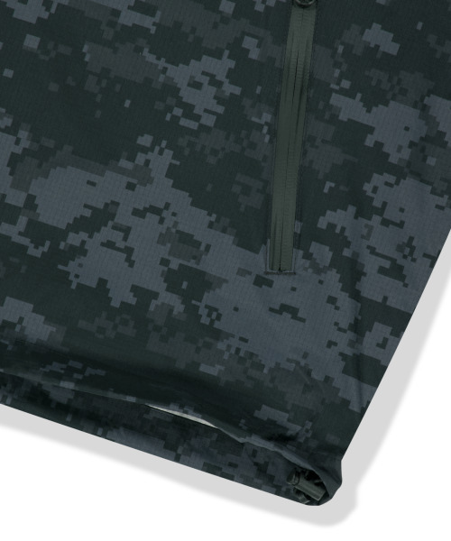 WKNDRS(ウィーキャンドース)の「DIGI CAMO WINDBREAKER (BLACK)(ナイロンジャケット・レディース・その他・MEDIUM/LARGE/X-LARGE)」の6枚目の写真