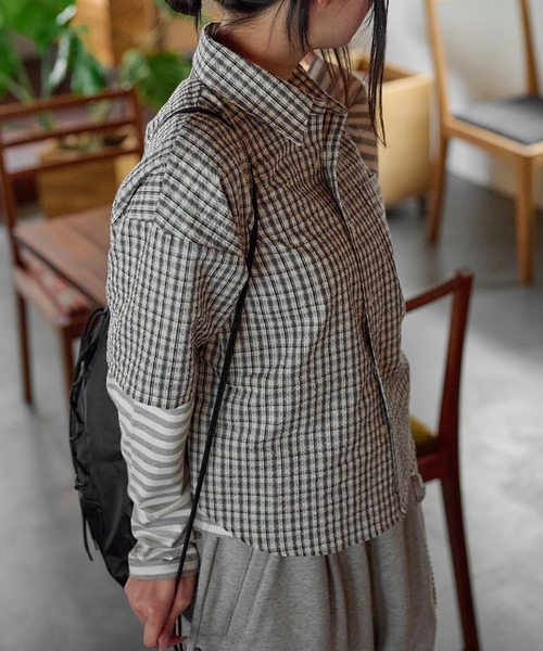 EPNK(イーピーエヌケー)の「Cropped Seersucker check Shirt / クロップドシアサッカーチェックシャツ(シャツ/ブラウス・メンズ・ブラック/サックスブルー/アイボリー・SMALL/MEDIUM/LARGE)」の16枚目の写真