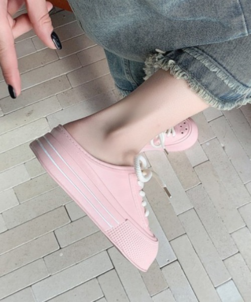 Vipoa（ヴィポア）の「Laceup slipon Crocs（サンダル・レディース・ホワイト/ブラック/ピンク・MEDIUM/SMALL/LARGE）」の20枚目の写真