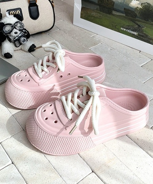 Vipoa（ヴィポア）の「Laceup slipon Crocs（サンダル・レディース・ホワイト/ブラック/ピンク・MEDIUM/SMALL/LARGE）」の18枚目の写真