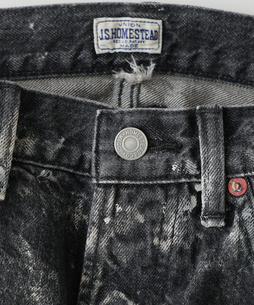 JOURNAL STANDARD J.S HOMESTEAD（ジャーナルスタンダードホームステッド）の「J.S.Homestead / ブラッシュ ペイント 5ポケット ワイド デニム（デニムパンツ・メンズ・ブラック・LARGE/MEDIUM/SMALL）」の3枚目の写真