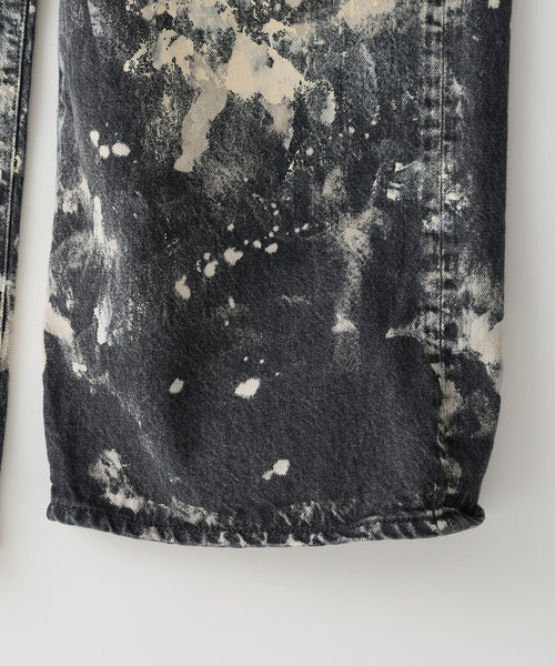 JOURNAL STANDARD J.S HOMESTEAD（ジャーナルスタンダードホームステッド）の「J.S.Homestead / ブラッシュ ペイント 5ポケット ワイド デニム（デニムパンツ・メンズ・ブラック・LARGE/MEDIUM/SMALL）」の4枚目の写真