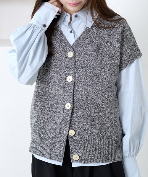 apres jour clair(アプレジュールクレア)の「【apres jour clair】刺繍デザインニットベスト(ニット/セーター・レディース・グリーン/アイボリー/チャコールグレー・フリー/X-LARGE)」の2枚目の写真