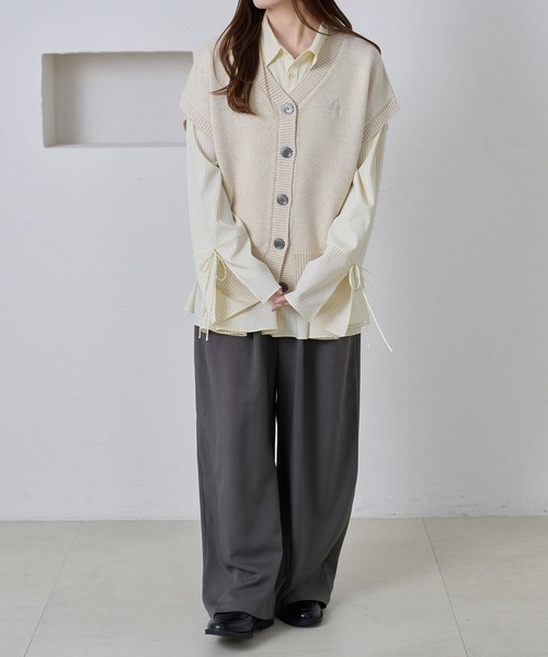 apres jour clair(アプレジュールクレア)の「【apres jour clair】刺繍デザインニットベスト(ニット/セーター・レディース・グリーン/アイボリー/チャコールグレー・フリー/X-LARGE)」の19枚目の写真