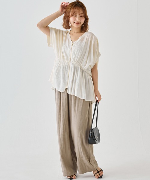 LAVEANGE(ラビアンジェ)の「フロントファスナーシアーブラウス(シャツ/ブラウス・レディース・ブラック/サックスブルー/オフホワイト・M/LL/3L/4L/5L)」の22枚目の写真