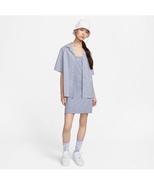 NIKE(ナイキ)の「NIKE/ナイキ AS W NSW MOD WVN SS TOP(シャツ/ブラウス・レディース・ホワイト/ブルー・S/XL/XS/M)」の9枚目の写真