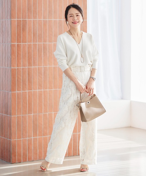 &BLOOM(アンドブルーム)の「総レース ワイドパンツ &BLOOM(アンドブルーム)(その他パンツ・レディース・ピンク/ネイビー・M/L)」の3枚目の写真