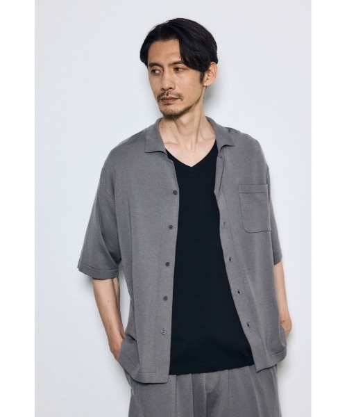 AZUL by moussy（アズールバイマウジー）の「超長綿フライスVネックTシャツ　半袖　春服　夏服　秋服　インナー（Tシャツ/カットソー・メンズ・ブラック/ホワイト/グレー・SMALL/MEDIUM/LARGE）」の15枚目の写真