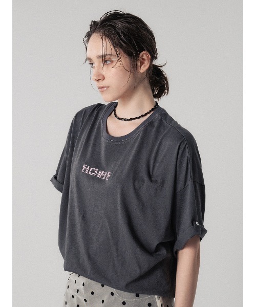 ELCHELE(エルチェレ)の「ELCHELE BROWSING TEE(Tシャツ/カットソー・レディース・ダークウッド/スミクロ/オフホワイト・FREE)」の4枚目の写真