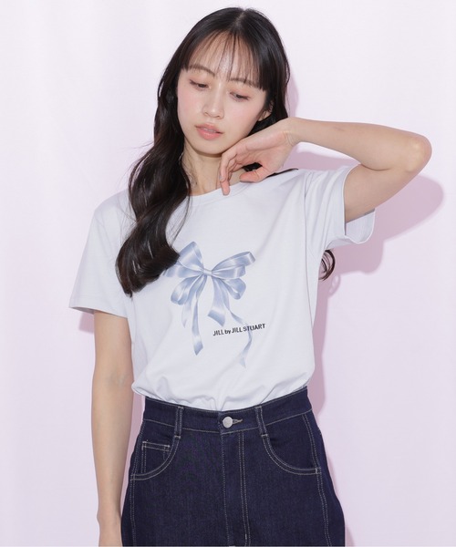 JILL by JILL STUART（ジルバイジルスチュアート）の「フォトジェニックリボンTシャツ（Tシャツ/カットソー・レディース・ブルー/ピンク/ホワイト系その他/ホワイト・FREE）」の6枚目の写真