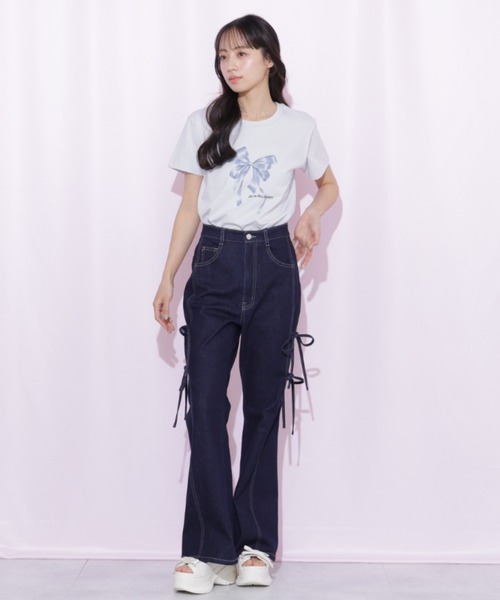 JILL by JILL STUART（ジルバイジルスチュアート）の「フォトジェニックリボンTシャツ（Tシャツ/カットソー・レディース・ブルー/ピンク/ホワイト系その他/ホワイト・FREE）」の13枚目の写真