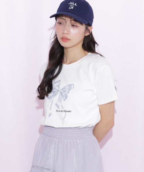 JILL by JILL STUART（ジルバイジルスチュアート）の「フォトジェニックリボンTシャツ（Tシャツ/カットソー・レディース・ブルー/ピンク/ホワイト系その他/ホワイト・FREE）」の18枚目の写真