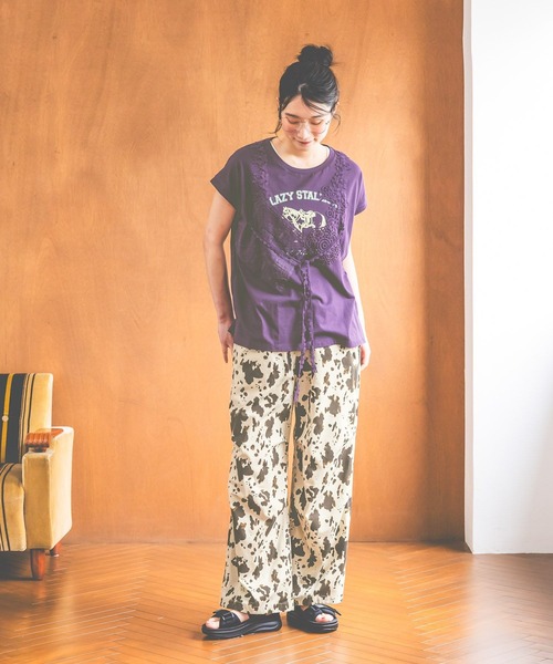 niko and...(ニコアンド)の「ヴィンテージグラフィックレースTシャツ(Tシャツ/カットソー・レディース・オフホワイト/ナチュラル/パープル/ダークブラウン・MEDIUM/LARGE)」の16枚目の写真