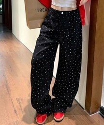 レディースのデニムパンツ（ブラック/黒色系・ドット柄）ファッション