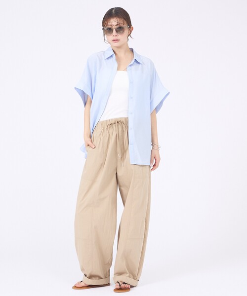 abahouse mavie(アバハウスマヴィ)の「【着痩せシルエット】フレンチスリーブシャツ(シャツ/ブラウス・レディース・サックスブルー/チャコールグレー/ホワイト・フリー)」の7枚目の写真