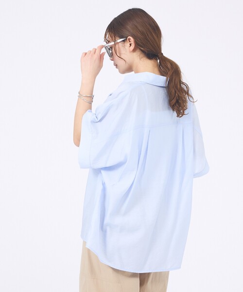 abahouse mavie(アバハウスマヴィ)の「【着痩せシルエット】フレンチスリーブシャツ(シャツ/ブラウス・レディース・サックスブルー/チャコールグレー/ホワイト・フリー)」の10枚目の写真