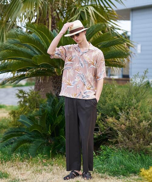 TAKEO KIKUCHI(タケオキクチ)の「【BOWLER HAT LABEL】トロピカルフローラル レーヨンシャツ(シャツ/ブラウス・メンズ・ベージュ系/ブラック系・03/02)」の21枚目の写真