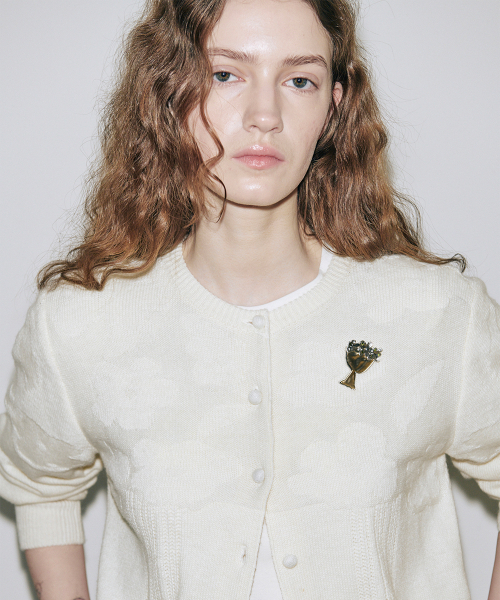 SINOON(シヌーン)の「Reverse Flower Cardigan (Ivory)(カーディガン/ボレロ・レディース・アイボリー・FREE)」の3枚目の写真