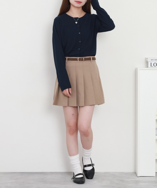 atONE（アットワン）の「UV梨地クルーネックカーディガン（カーディガン/ボレロ・レディース・ブラック/グレー/オフホワイト/ネイビー/ミント/ブルー・L/M）」の16枚目の写真