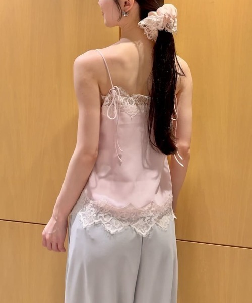 SNIDEL（スナイデル）の「レーストリムシフォンキャミソール（キャミソール・レディース・イエロー/ブラック/ピンクベージュ・F）」の22枚目の写真
