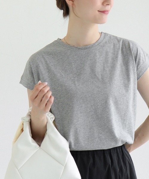 Pierrot(ピエロ)の「汗ジミ防止フレンチスリーブTシャツ(Tシャツ/カットソー・レディース・ブルー系その他/ラベンダー/ネイビー/ロイヤルブルー/杢グレー/オフホワイト・M/L/LL)」の1枚目の写真