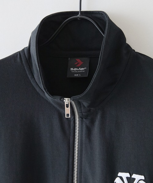 UNIIT(ユニット)の「【SAVIER/サビアー】×【ZERO STAIN/ゼロステイン】【NYロゴ立体刺繍】コラボ ハーフジップ Tシャツ オーバーサイズ 汗染み防止 ストリート・スケーター(Tシャツ/カットソー・メンズ・ホワイト/スミクロ・LARGE/MEDIUM)」の5枚目の写真