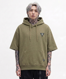 EIGHTVOLUME（エイトボリューム）の「EV E パッチオーバーサイズ半袖フードパーカー（カーキ）（パーカー）」