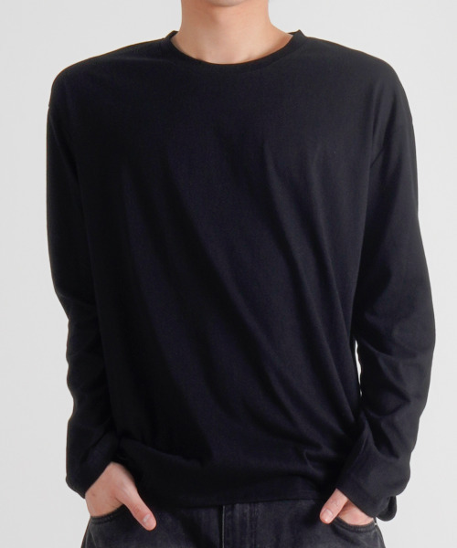 BUTTON SEOUL(ボタンソウル)の「バックスリットクールタッチロングスリーブ (3カラー)(Tシャツ/カットソー・メンズ・ブラック/ホワイト/スカイブルー・MEDIUM/LARGE/X-LARGE)」の4枚目の写真