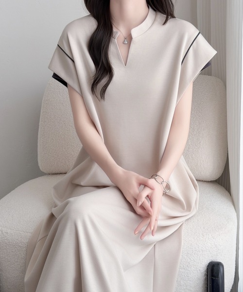 ABITOKYO(アビトーキョー)の「配色スキッパネックフレンチスリーブワンピース(ワンピース・レディース・チャコールグレー/ブラック/ベージュ・M/L)」の12枚目の写真