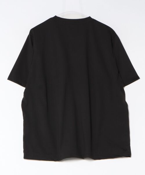 8(eight)(エイト)の「総柄ロゴワッペンTシャツ(Tシャツ/カットソー・メンズ・ブラック/ピンク/アイボリー・MEDIUM/LARGE)」の4枚目の写真