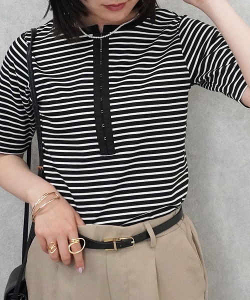 SELECT LEVERY(セレクトリベリー)の「配色ヘンリーネックTシャツ(Tシャツ/カットソー・レディース・チャコール/アイボリー/モカ/ブラック・MEDIUM)」の3枚目の写真