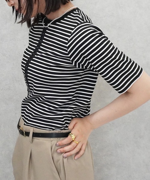 SELECT LEVERY(セレクトリベリー)の「配色ヘンリーネックTシャツ(Tシャツ/カットソー・レディース・チャコール/アイボリー/モカ/ブラック・MEDIUM)」の14枚目の写真