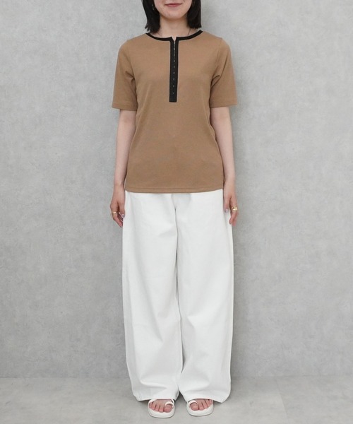 SELECT LEVERY(セレクトリベリー)の「配色ヘンリーネックTシャツ(Tシャツ/カットソー・レディース・チャコール/アイボリー/モカ/ブラック・MEDIUM)」の12枚目の写真