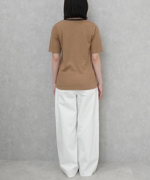 SELECT LEVERY(セレクトリベリー)の「配色ヘンリーネックTシャツ(Tシャツ/カットソー・レディース・チャコール/アイボリー/モカ/ブラック・MEDIUM)」の11枚目の写真