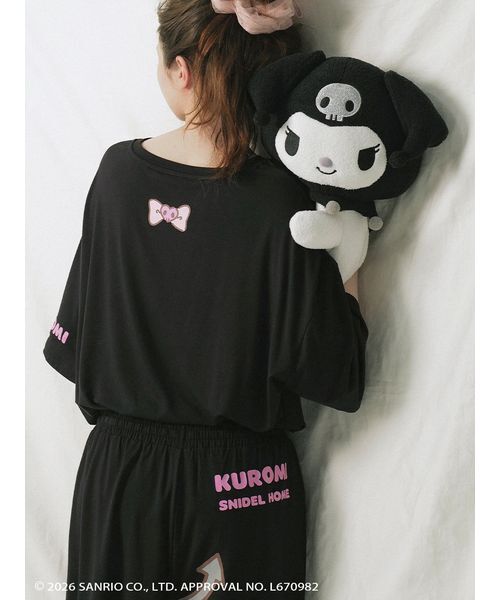 SNIDEL HOME(スナイデルホーム)の「【クロミ】ぬいぐるみバッグ(ショルダーバッグ・レディース・ラベンダー/ブラック・F)」の4枚目の写真