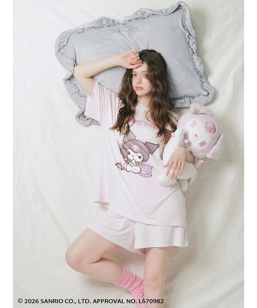 SNIDEL HOME(スナイデルホーム)の「【クロミ】ぬいぐるみバッグ(ショルダーバッグ・レディース・ラベンダー/ブラック・F)」の5枚目の写真
