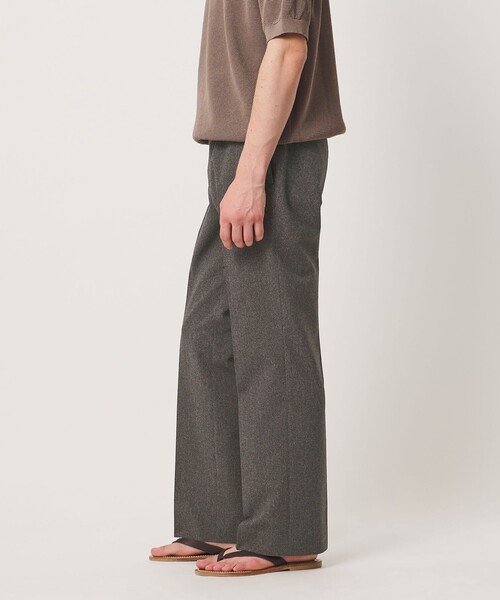UNITED ARROWS(ユナイテッドアローズ)の「ポリエステル リネンライク セミフレアトラウザーズ(スラックス・メンズ・モカ/ダークグレー・L/M/S/XL)」の1枚目の写真
