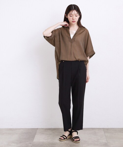 grove(グローブ)の「【洗濯機◎・体型カバー】ON/OFF使える、シアースキッパーシャツ(シャツ/ブラウス・レディース・オフホワイト/ブルー/ブラウン系その他/ブラック・02)」の17枚目の写真