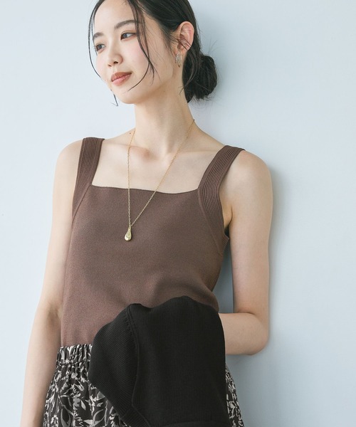 Andemiu(アンデミュウ)の「【接触冷感】デザインニットタンク/1032184(ニット/セーター・レディース・カーキ/ブラウン/ブラック・FREE)」の3枚目の写真