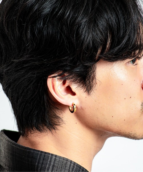 TOM WOOD(トムウッド)の「【TOMWOOD】Beck Huggies Gold ゴールド ピアス ユニセックス(ピアス(両耳用)・レディース・ゴールド・FREE)」の11枚目の写真