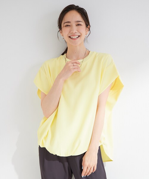 SHOO・LA・RUE(シューラルー)の「【洗濯機可/体型カバー】インせずこなれる ふんわり裾バルーントップス(Tシャツ/カットソー・レディース・ダークブラウン/サックスブルー/ブラック/ナチュラル/ライトイエロー系・00)」の10枚目の写真