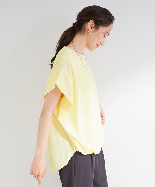 SHOO・LA・RUE(シューラルー)の「【洗濯機可/体型カバー】インせずこなれる ふんわり裾バルーントップス(Tシャツ/カットソー・レディース・ダークブラウン/サックスブルー/ブラック/ナチュラル/ライトイエロー系・00)」の14枚目の写真
