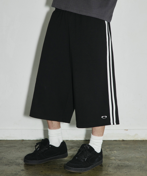 SCALLYWAG（スカリーワグ）の「ロングバミューダライン トレーニングショーツ[ブラック]（その他パンツ・レディース・その他・LARGE/MEDIUM）」の3枚目の写真