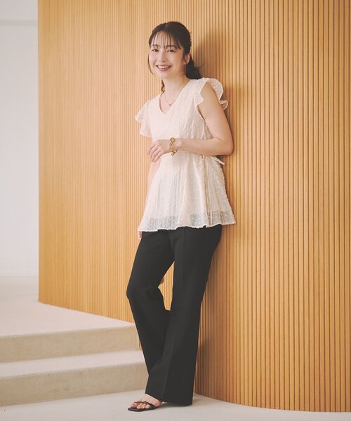 La boutique BonBon(ラブティックボンボン)の「【きれいめ美脚】フレアパンツ(その他パンツ・レディース・ブラック/ライトベージュ/ネイビー・38/36)」の15枚目の写真